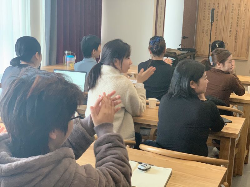 1637200916943345.jpg bb5a9386a00cbe0bff5d9f95e75ad16.jpg